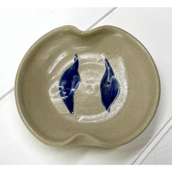 Vintage Williamsburg Pottery Small Trinket‎ Dish - Picture 2 of 5